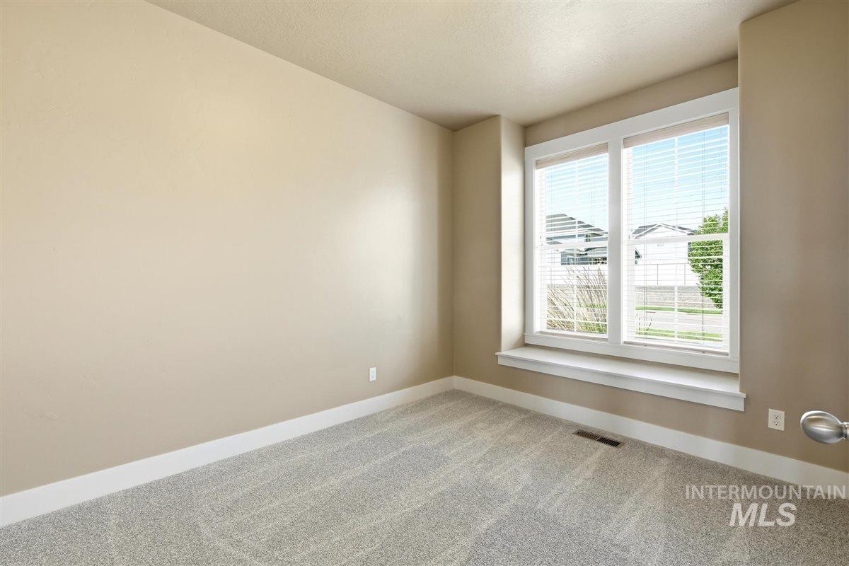 12876 S Salorgne Way Property Photo 5