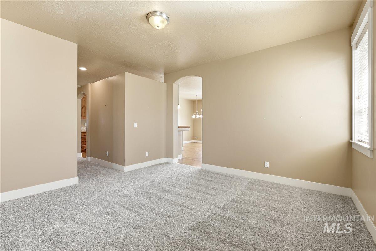 12876 S Salorgne Way Property Photo 7