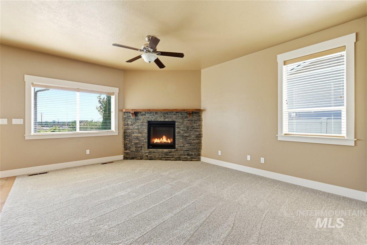 12876 S Salorgne Way Property Photo 8