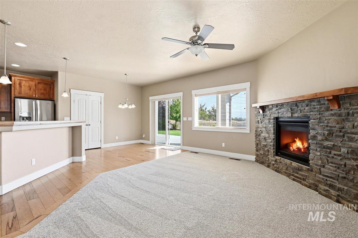 12876 S Salorgne Way Property Photo 9