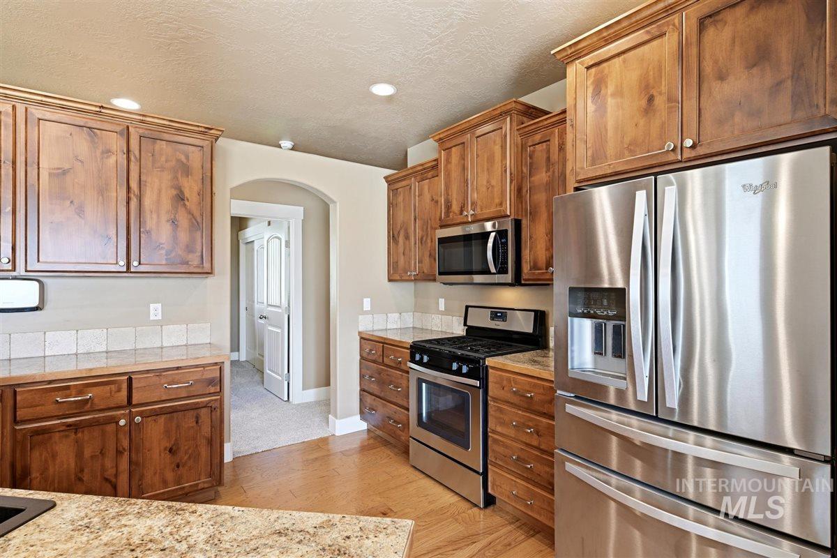 12876 S Salorgne Way Property Photo 14