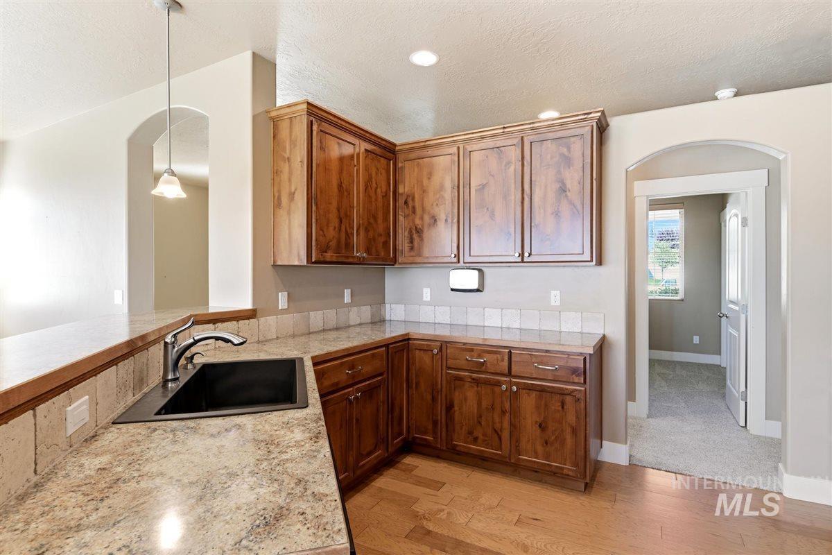 12876 S Salorgne Way Property Photo 15