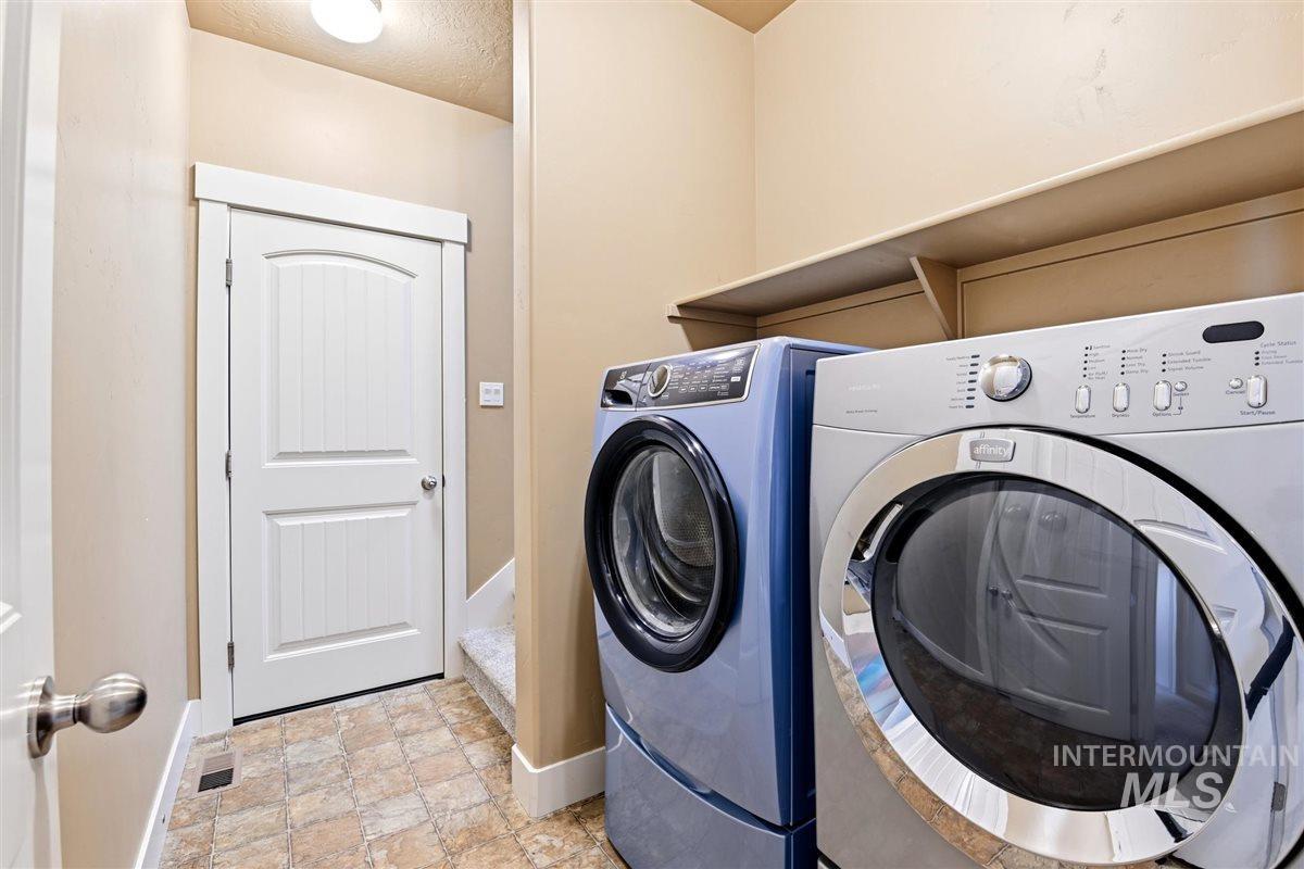 12876 S Salorgne Way Property Photo 28