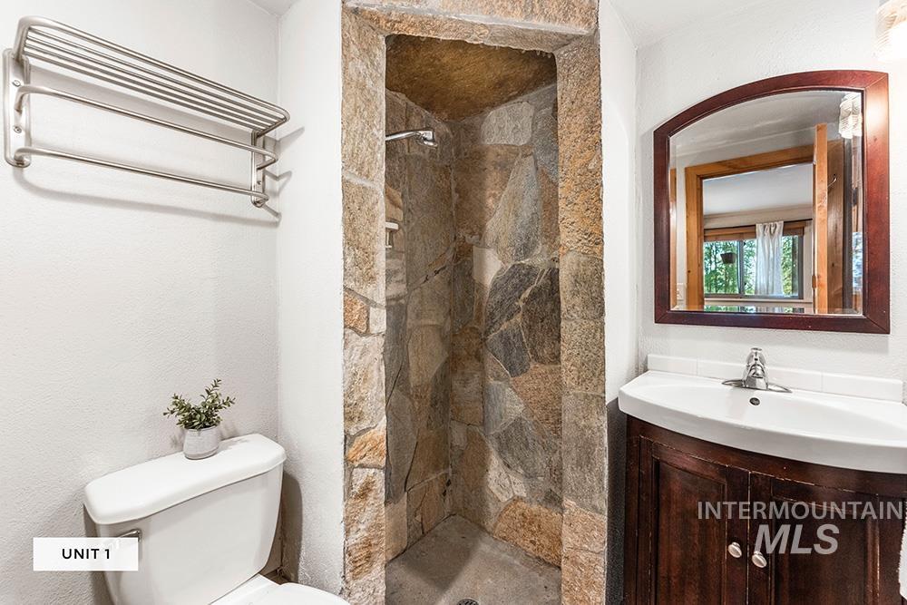 4480 N Kitsap Way Property Photo 24