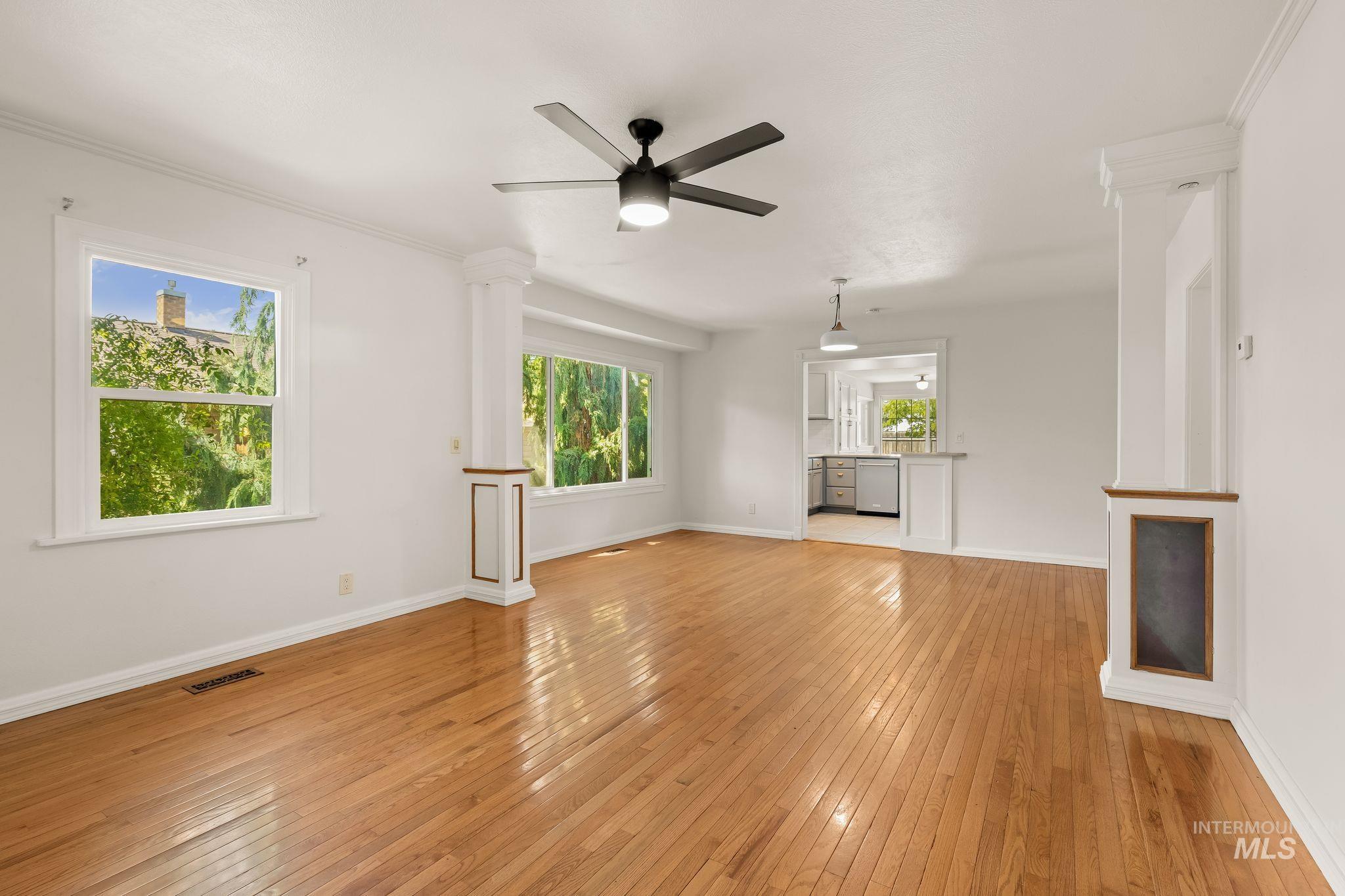 928 3rd Street Property Photo 6