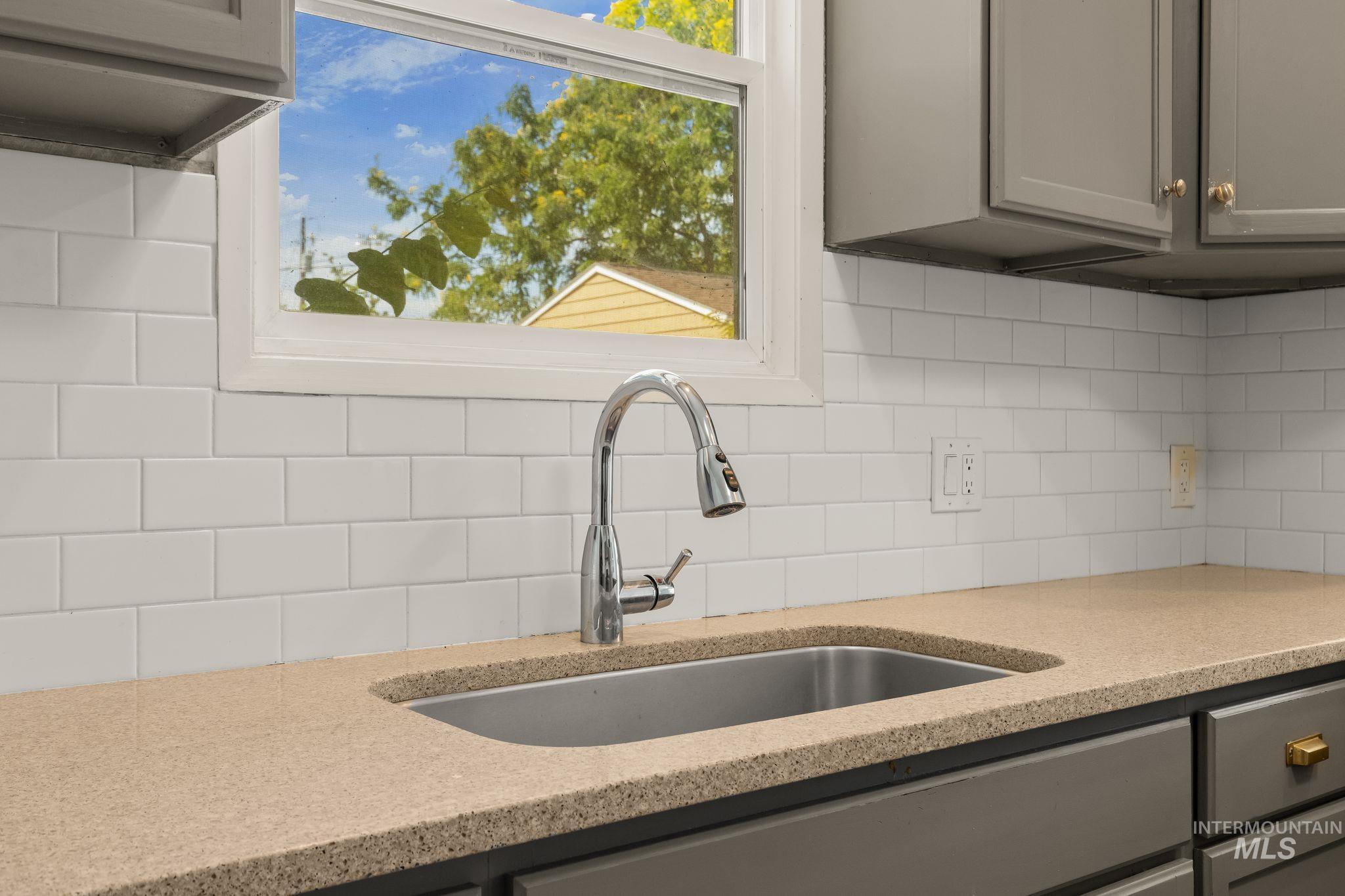 928 3rd Street Property Photo 13