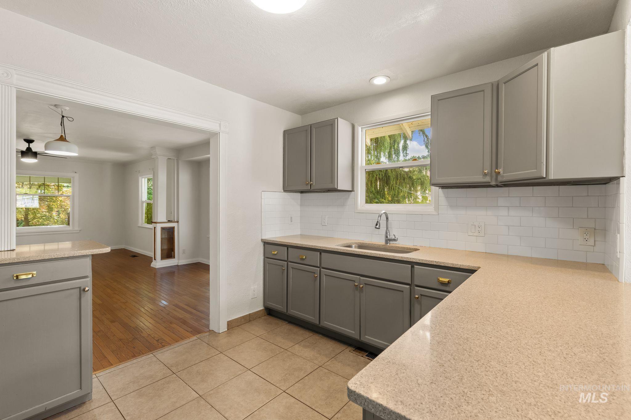 928 3rd Street Property Photo 14