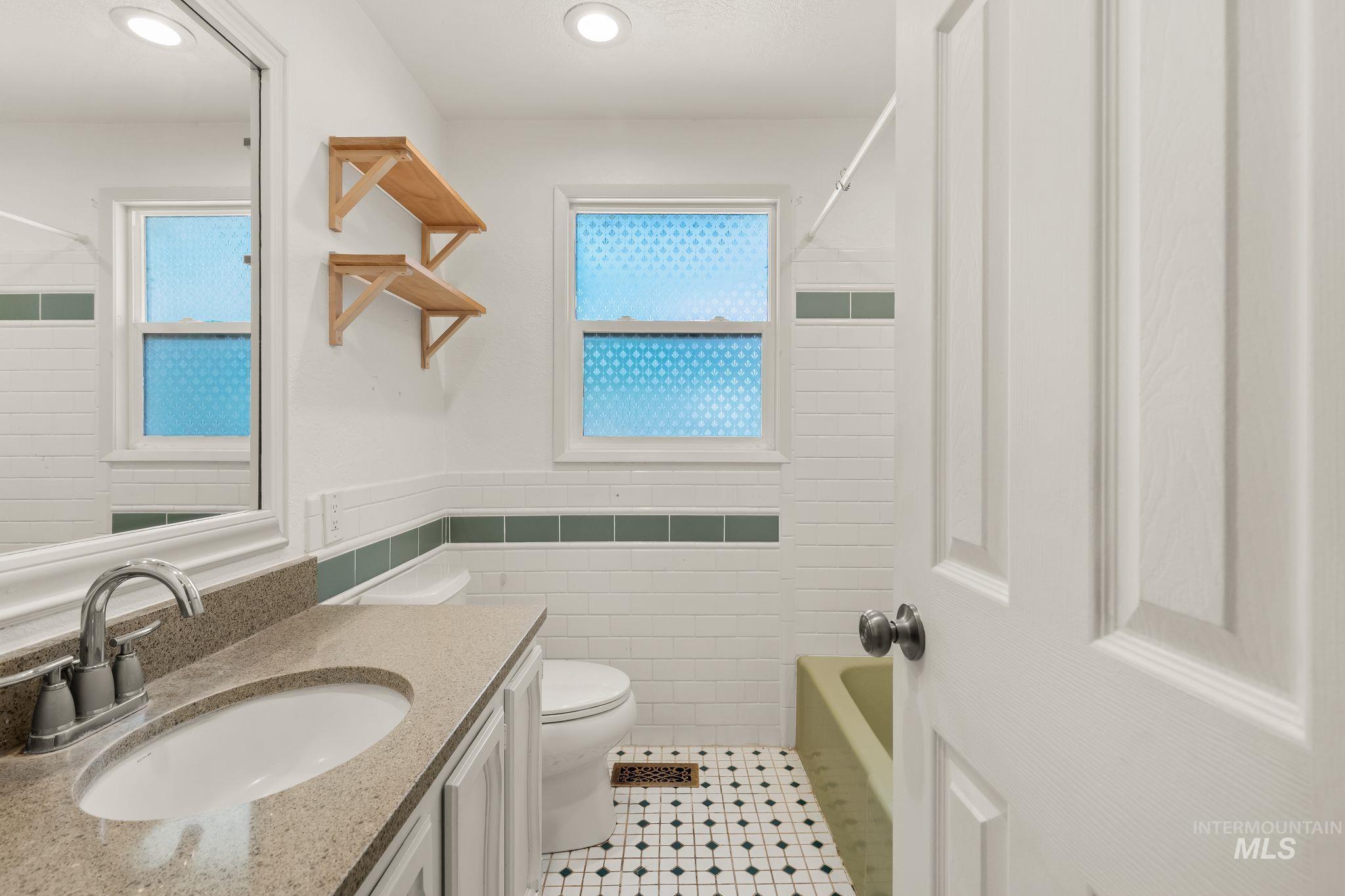928 3rd Street Property Photo 22