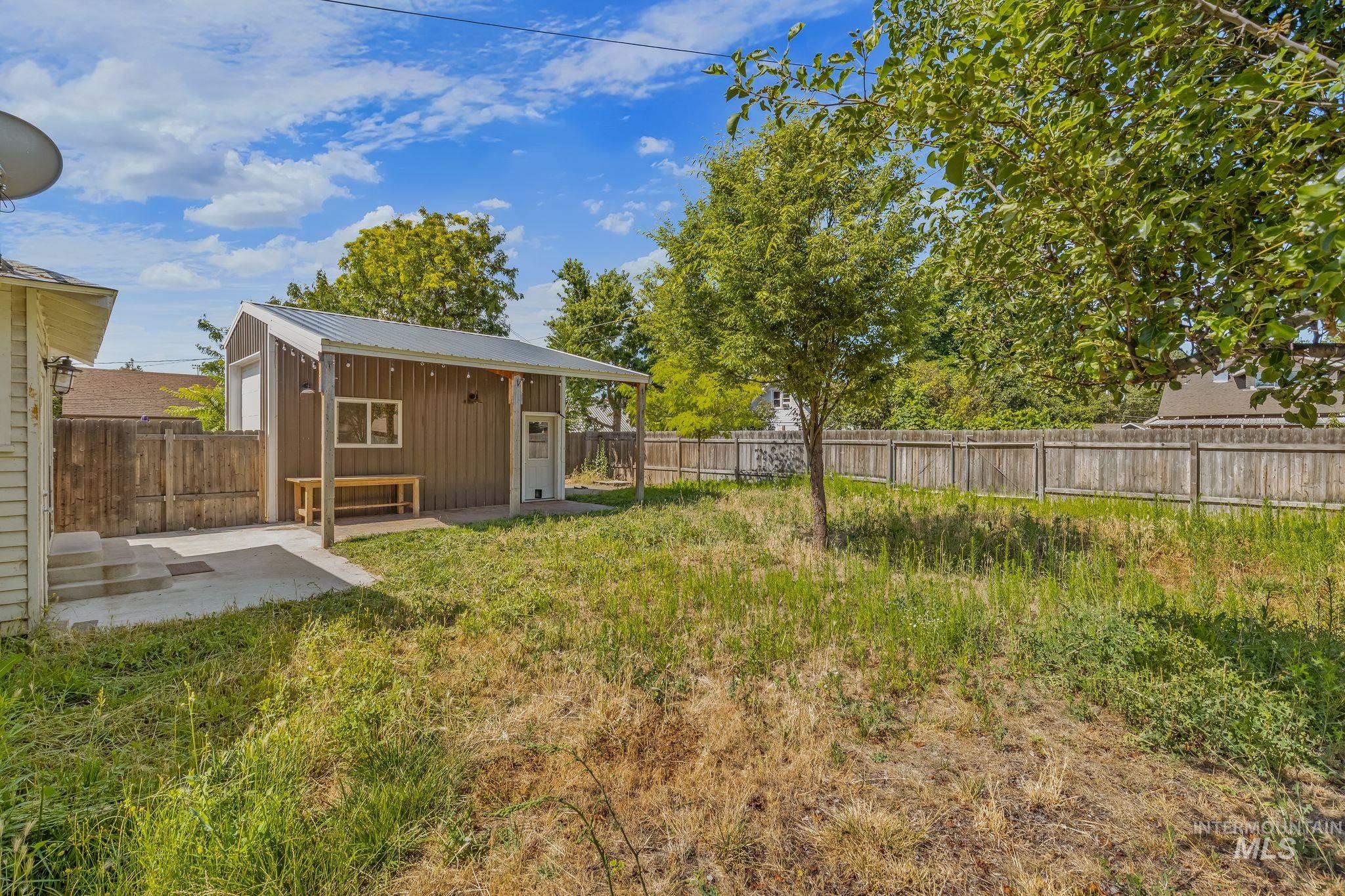 928 3rd Street Property Photo 36