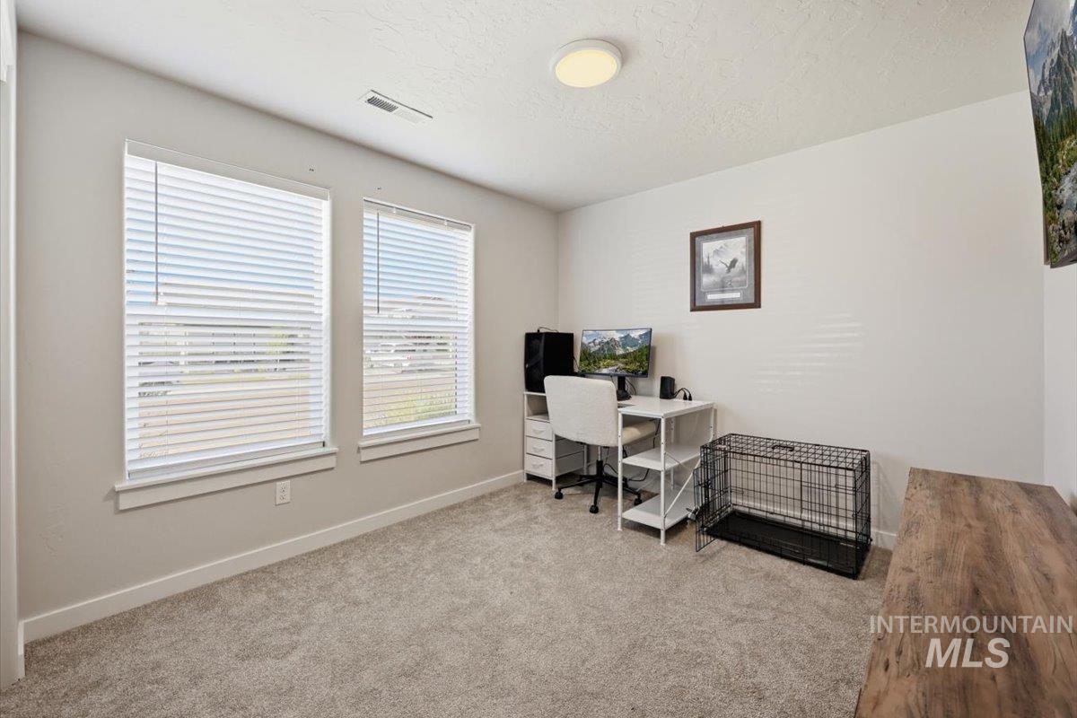 5744 E Garby Street Property Photo 6
