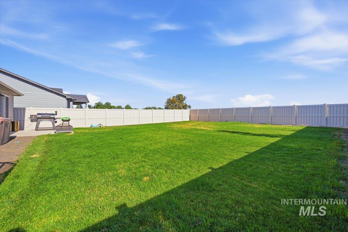 5744 E Garby Street Property Photo 28