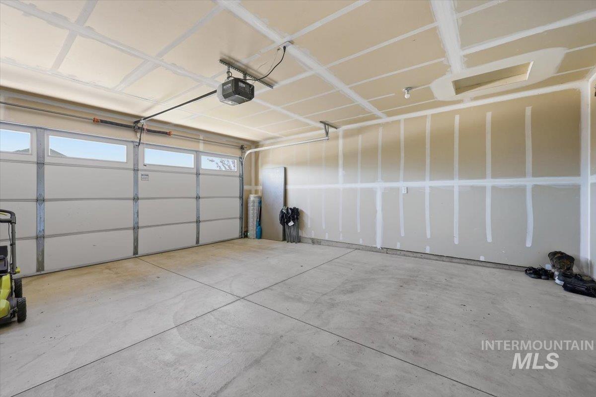 5744 E Garby Street Property Photo 29