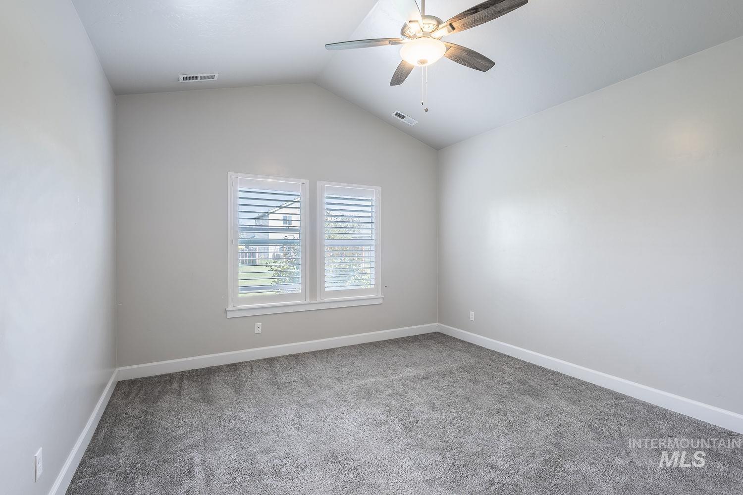 1023 N Chastain Ln Property Photo 17