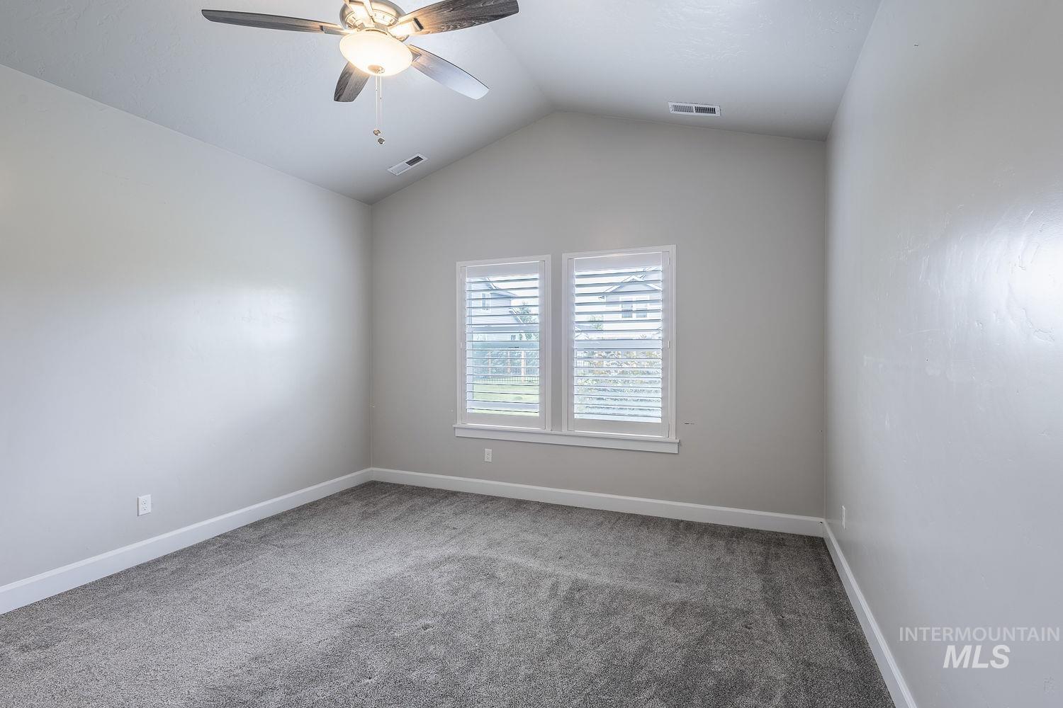 1023 N Chastain Ln Property Photo 19