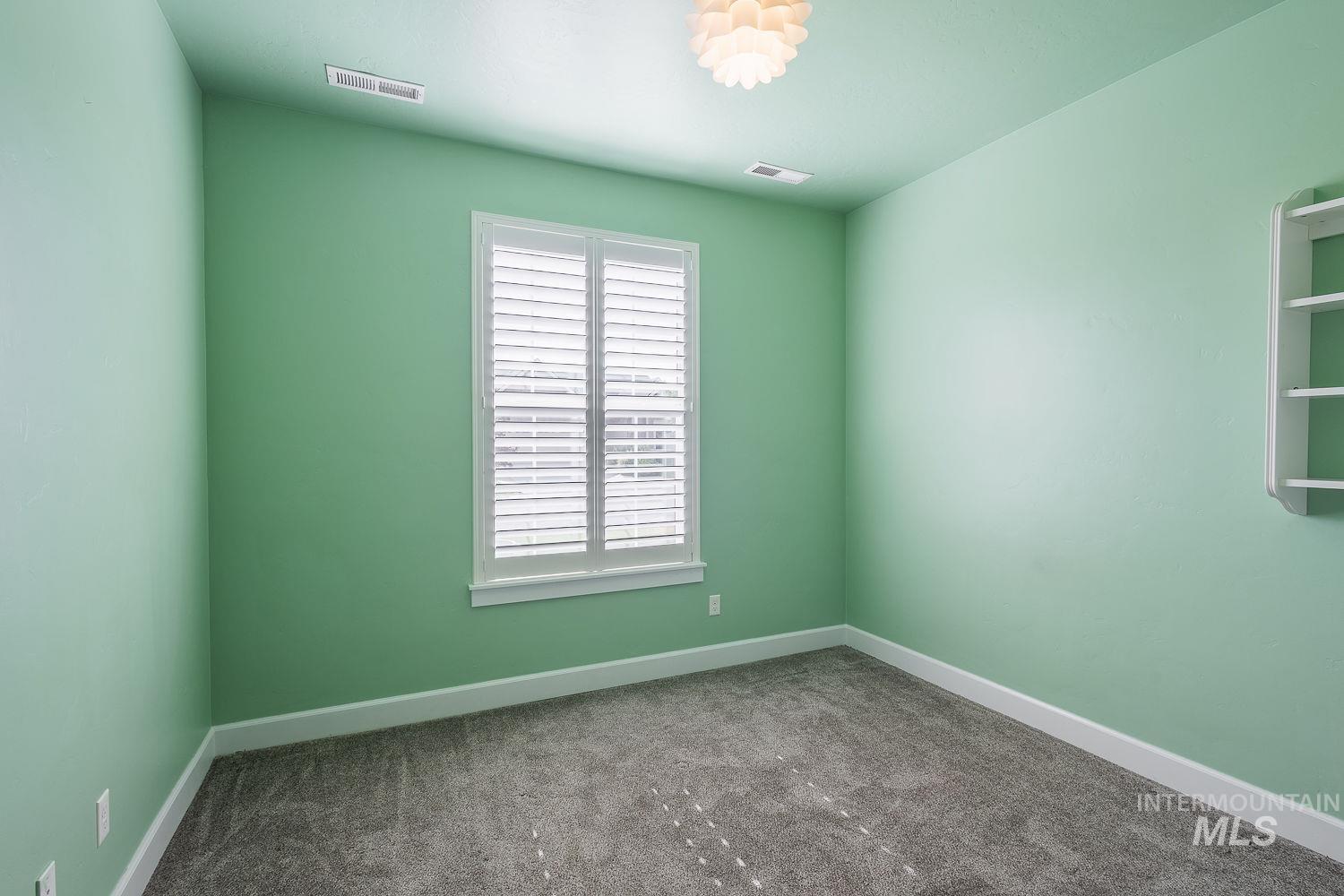 1023 N Chastain Ln Property Photo 29