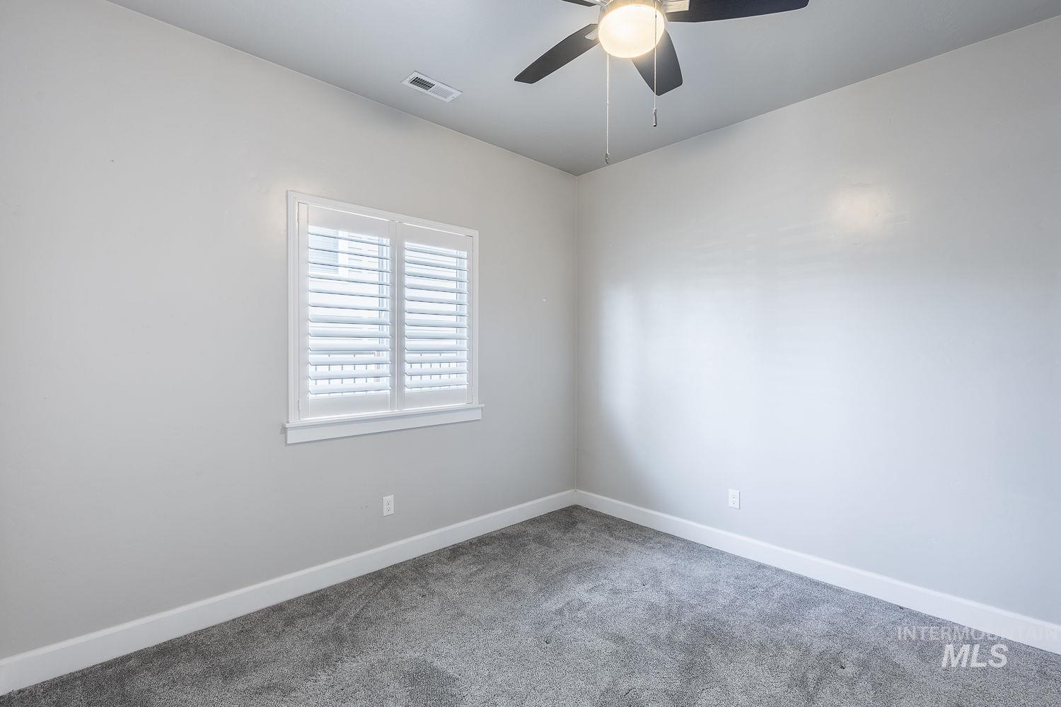 1023 N Chastain Ln Property Photo 31