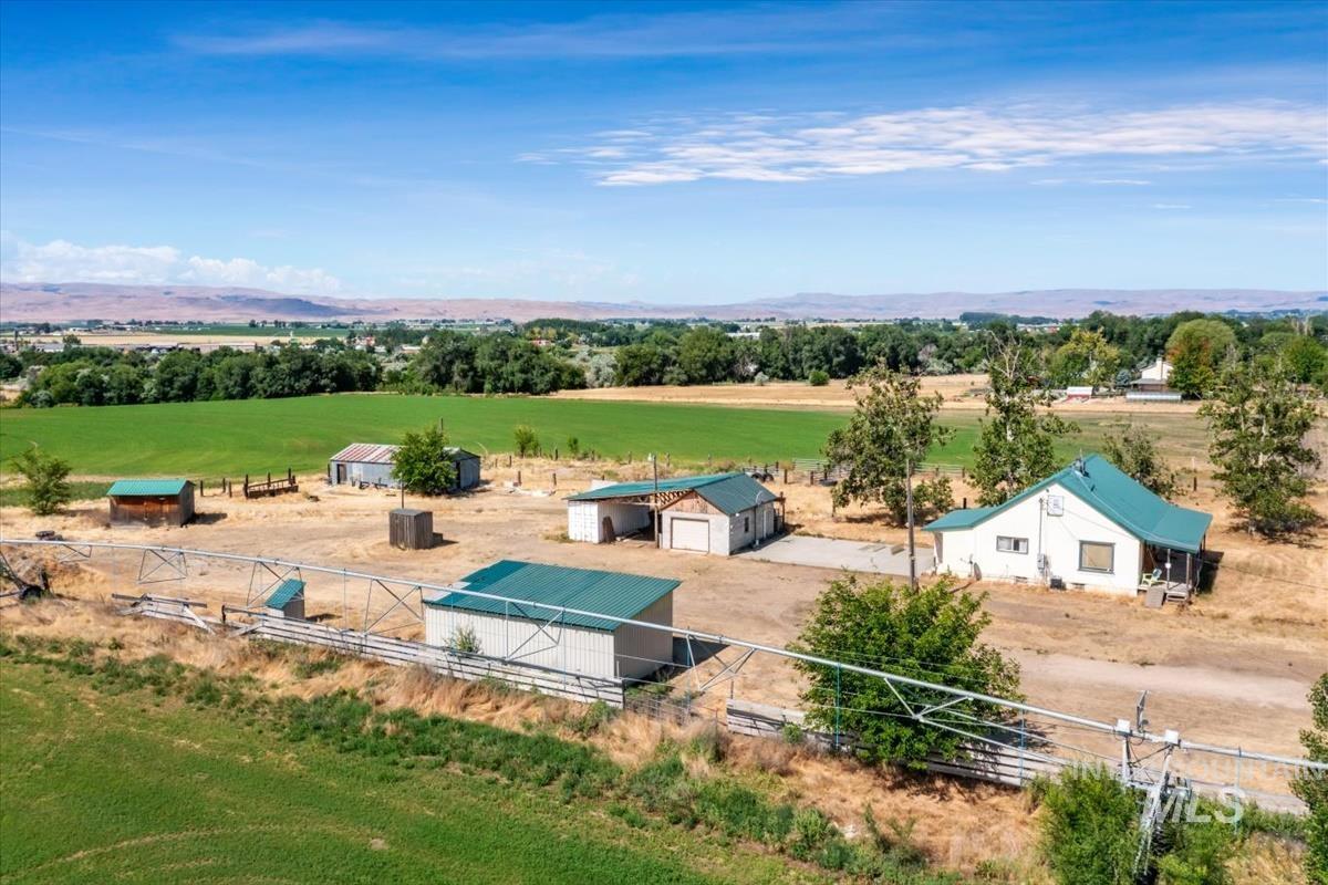 25653 Graphic Ln Property Photo 10