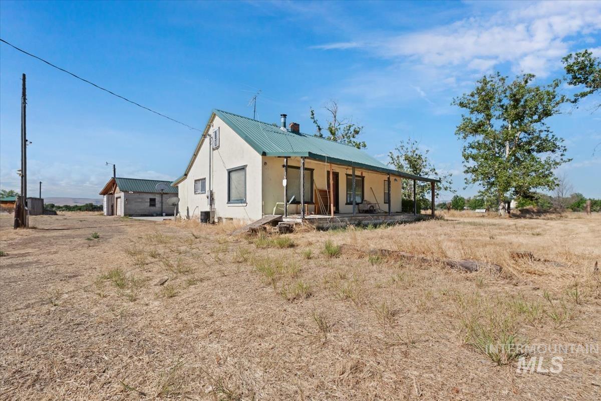 25653 Graphic Ln Property Photo 19