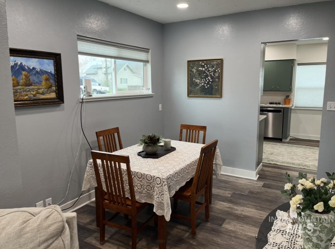 1503 10th Ave. Property Photo 9