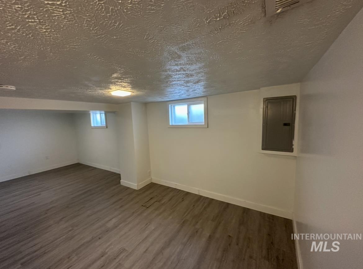 1503 10th Ave. Property Photo 30