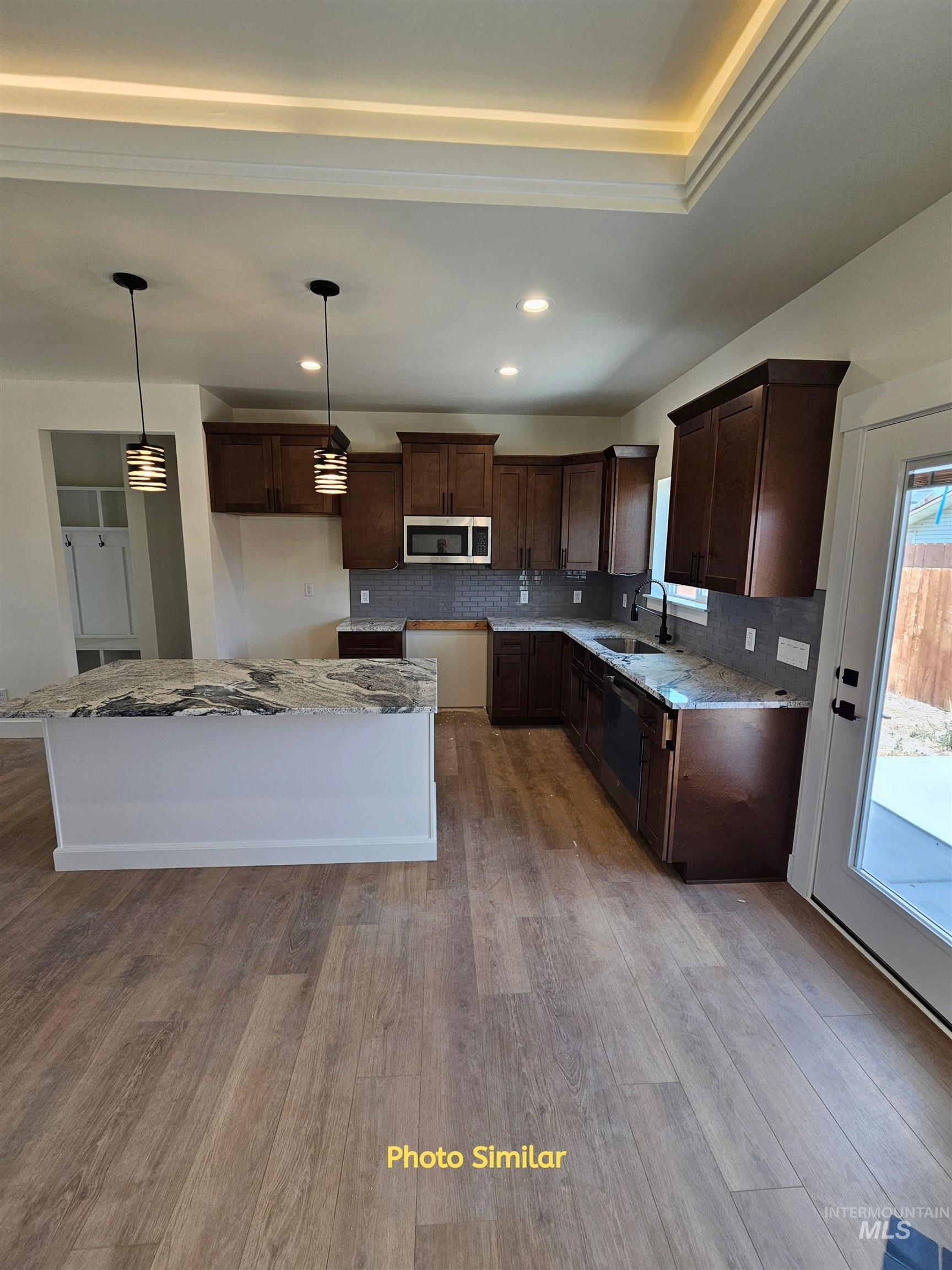 355 Locust Street Property Photo 11