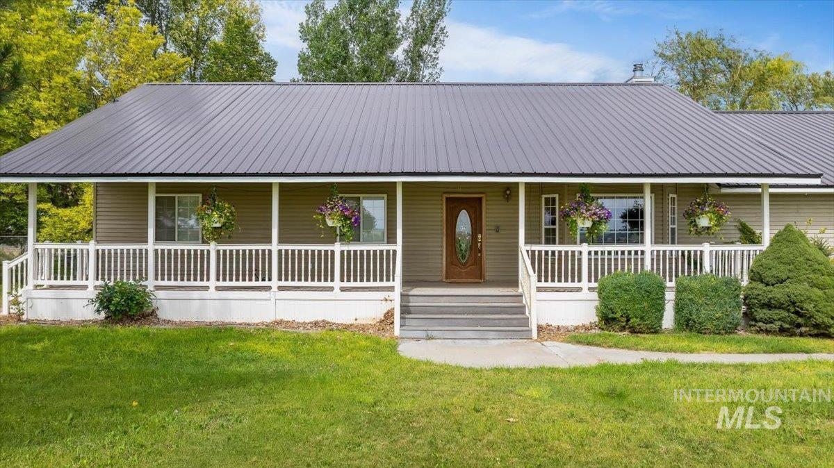 3847 N 1000 E Property Photo 3