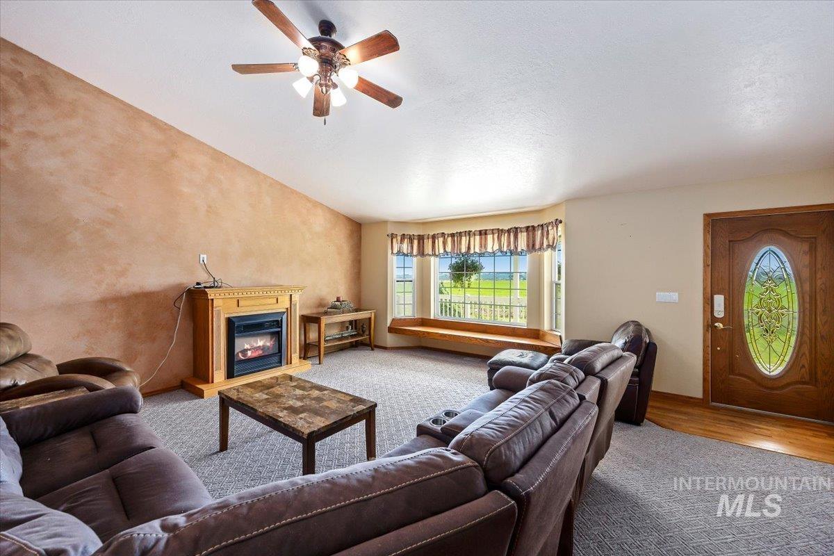 3847 N 1000 E Property Photo 8