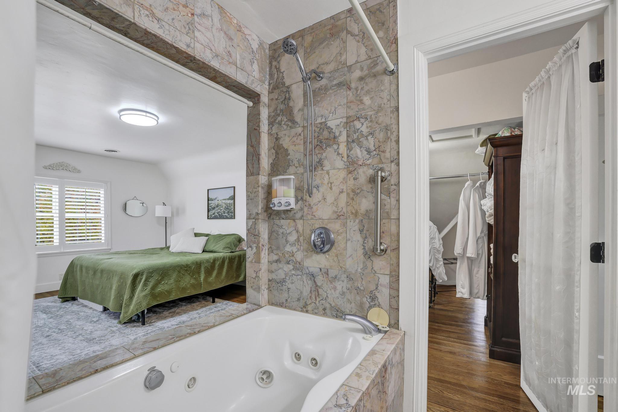 102 Fillmore Property Photo 45