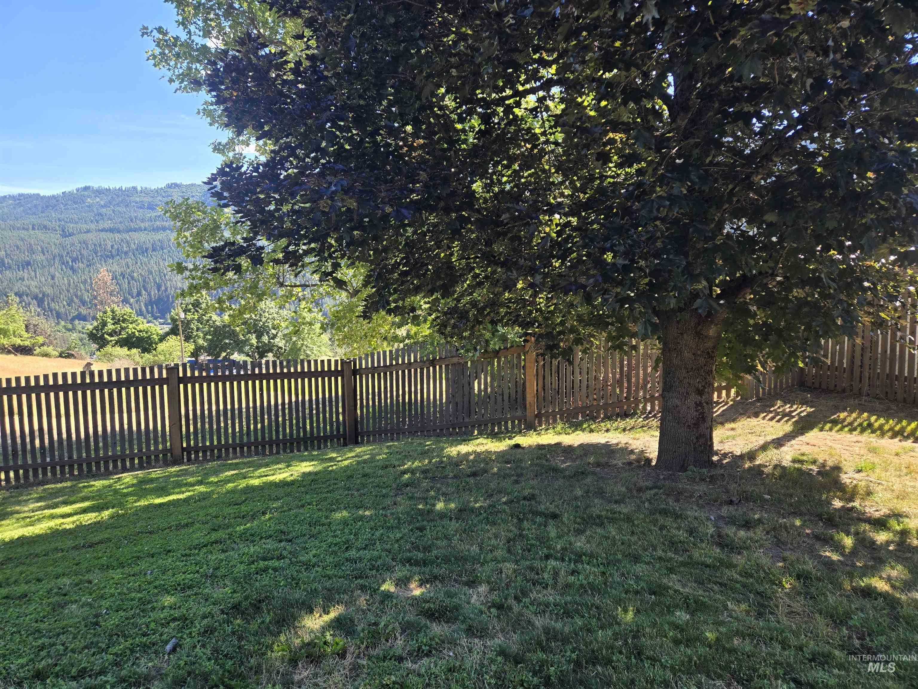 288 Shasta Circle Property Photo 22