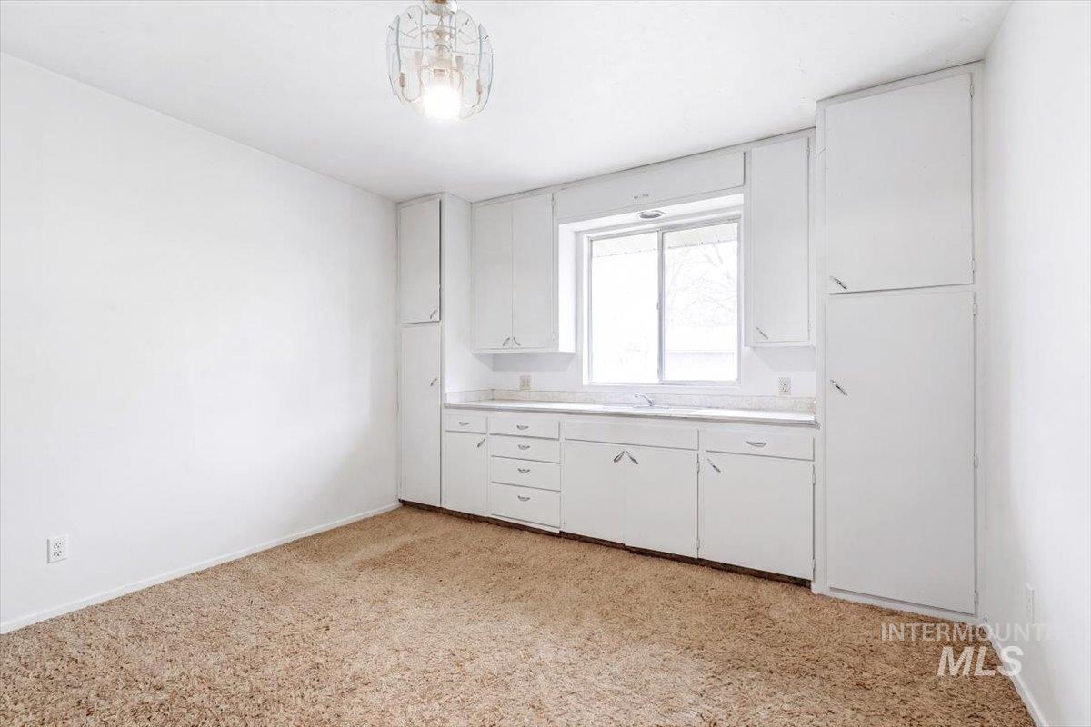 16622 Logan St Property Photo 16