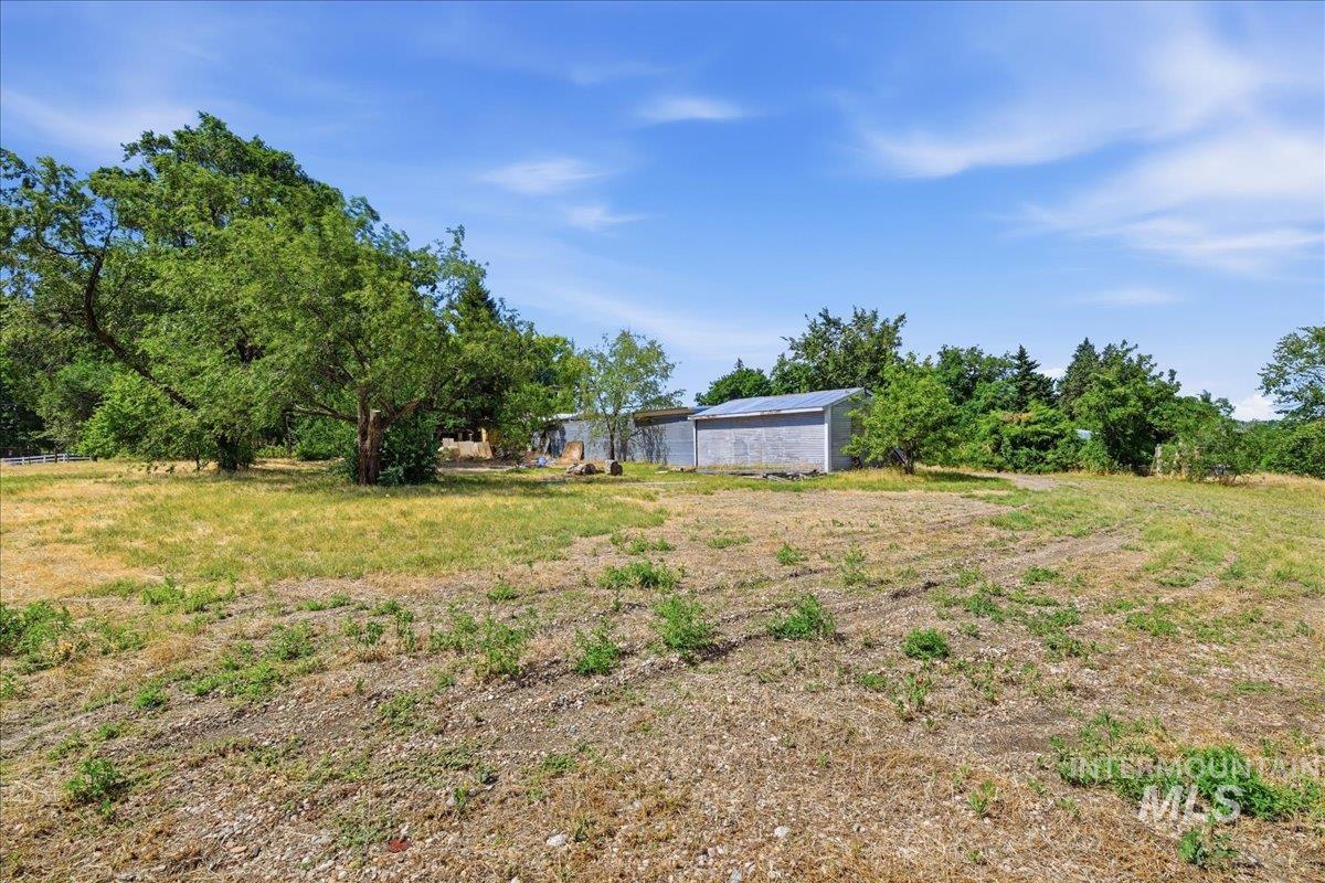 16622 Logan St Property Photo 25
