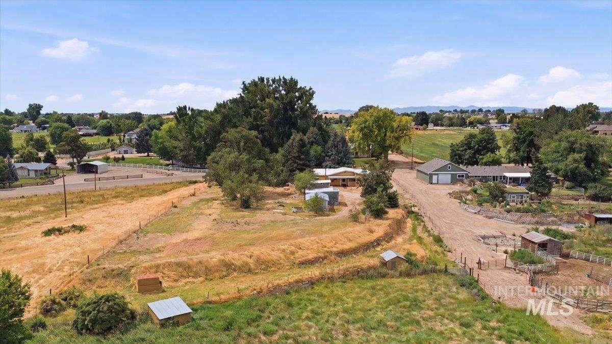 16622 Logan St Property Photo 27