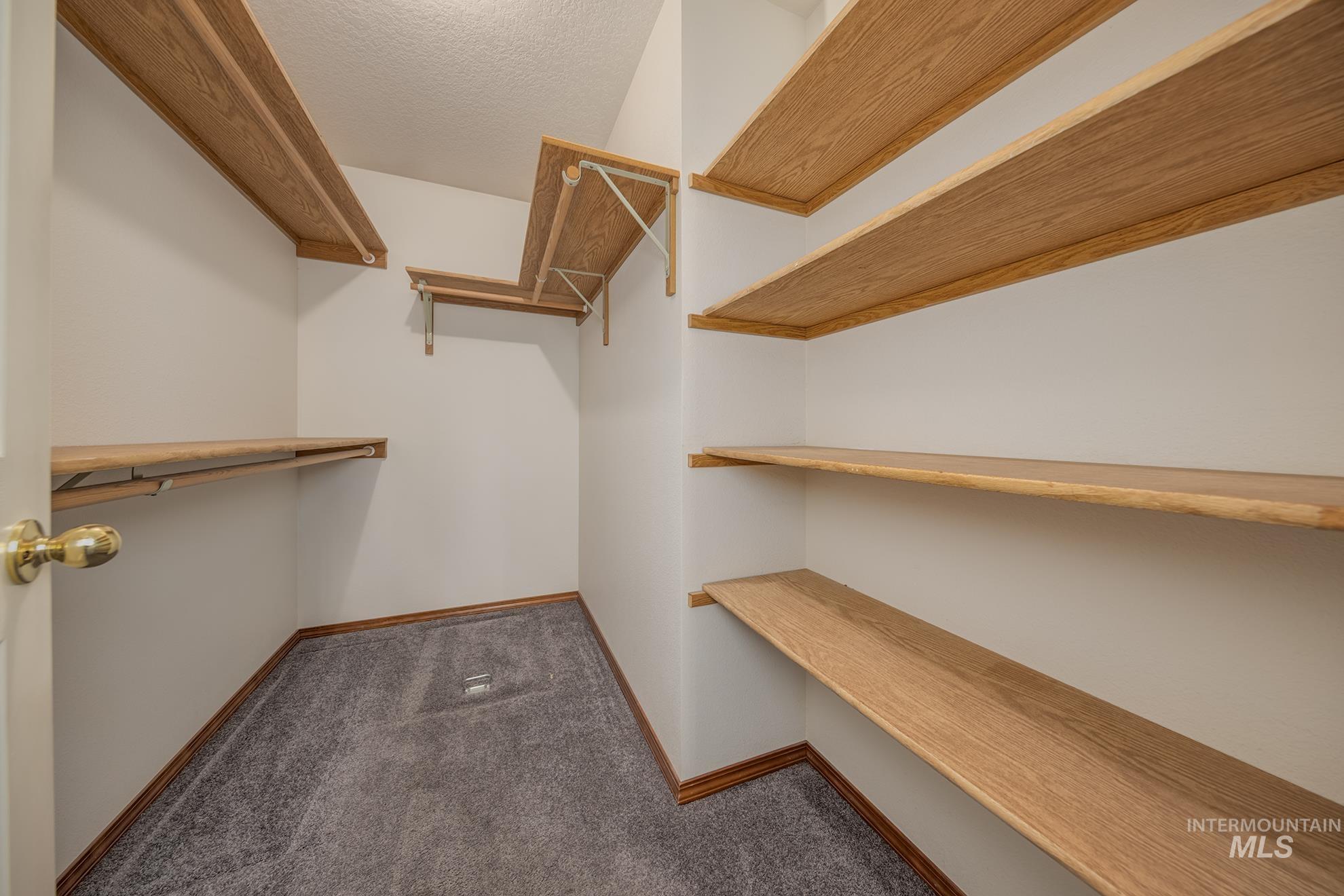 1100 Burnett Dr., No. 409 Property Photo 19