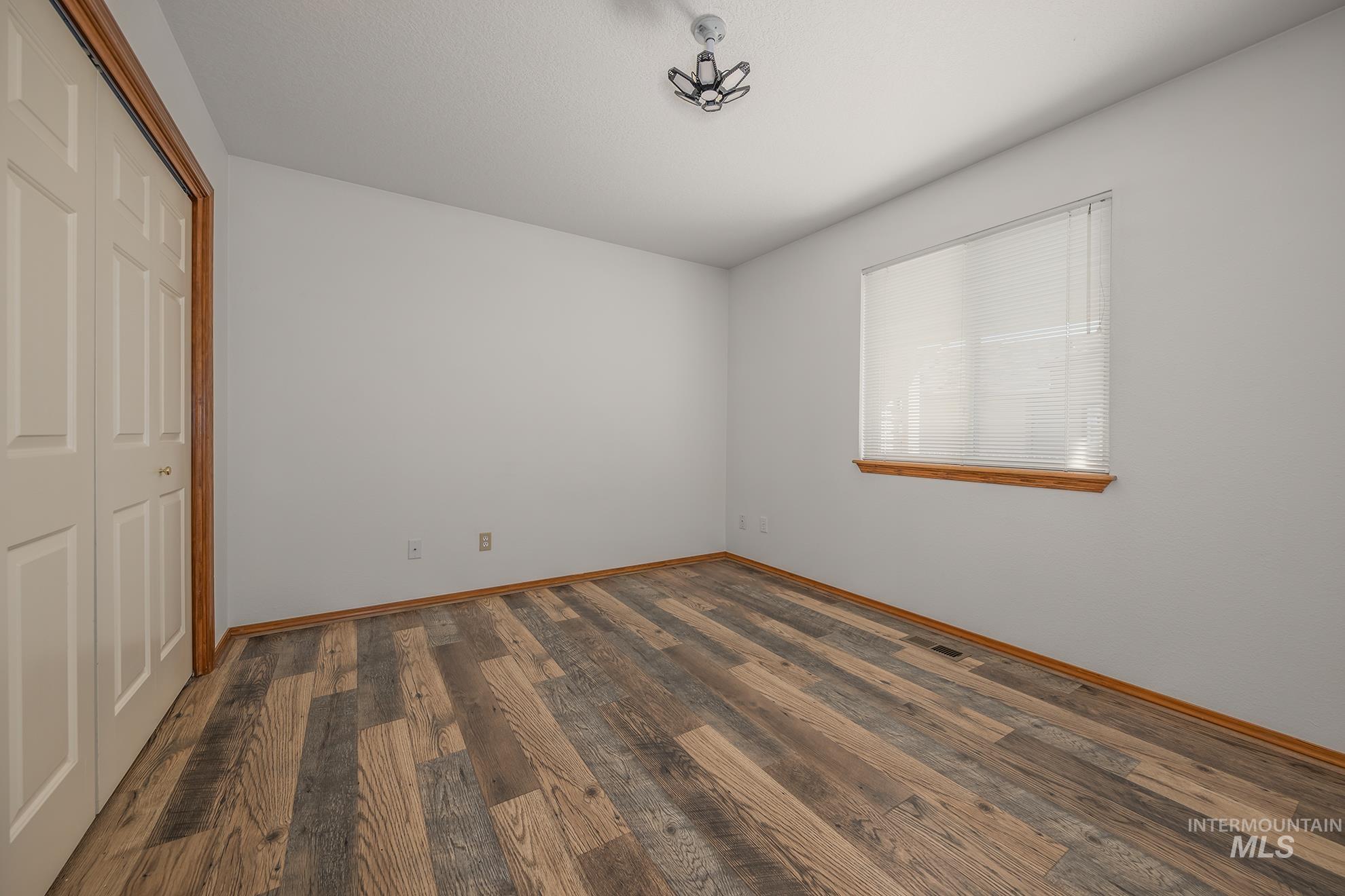 1100 Burnett Dr., No. 409 Property Photo 23