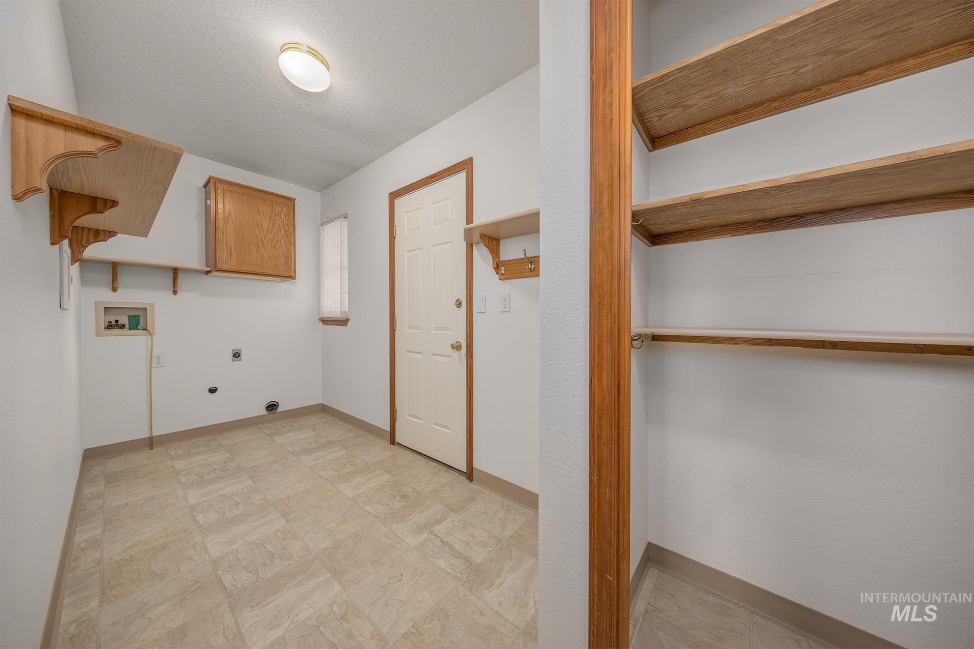 1100 Burnett Dr., No. 409 Property Photo 26