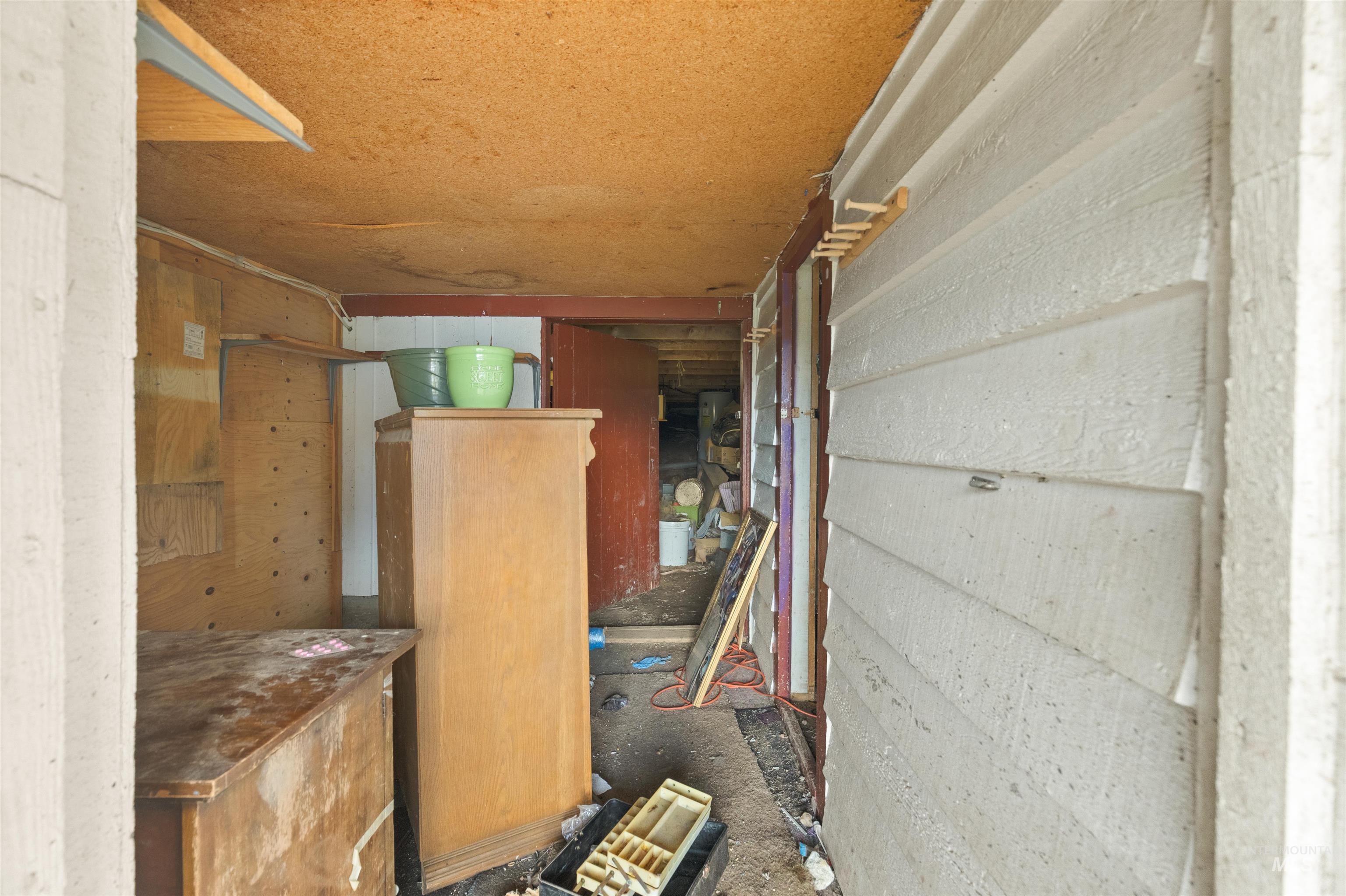 101 Hidden Springs Property Photo 3