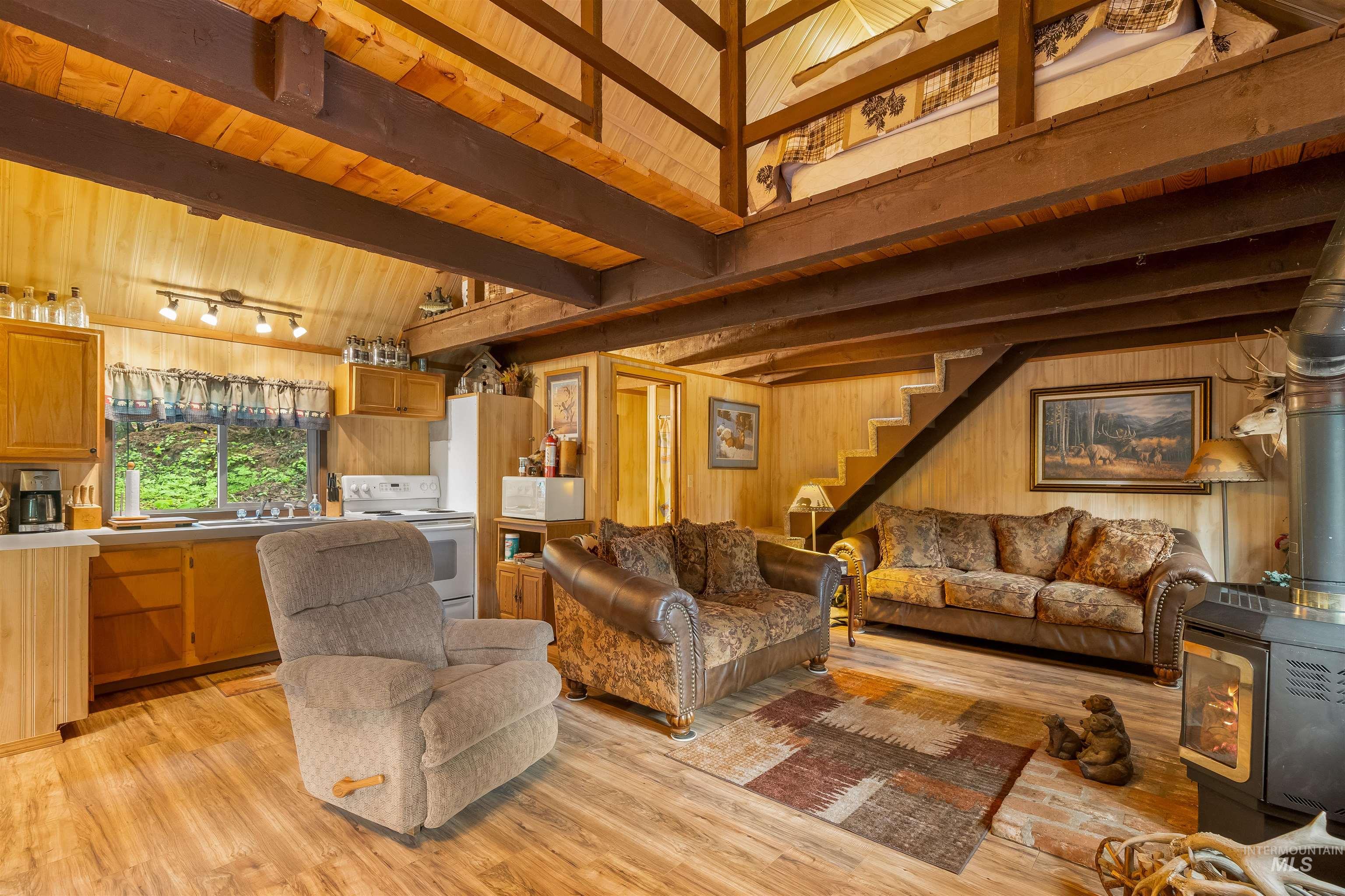 43158 Mountain Drive Property Photo 14
