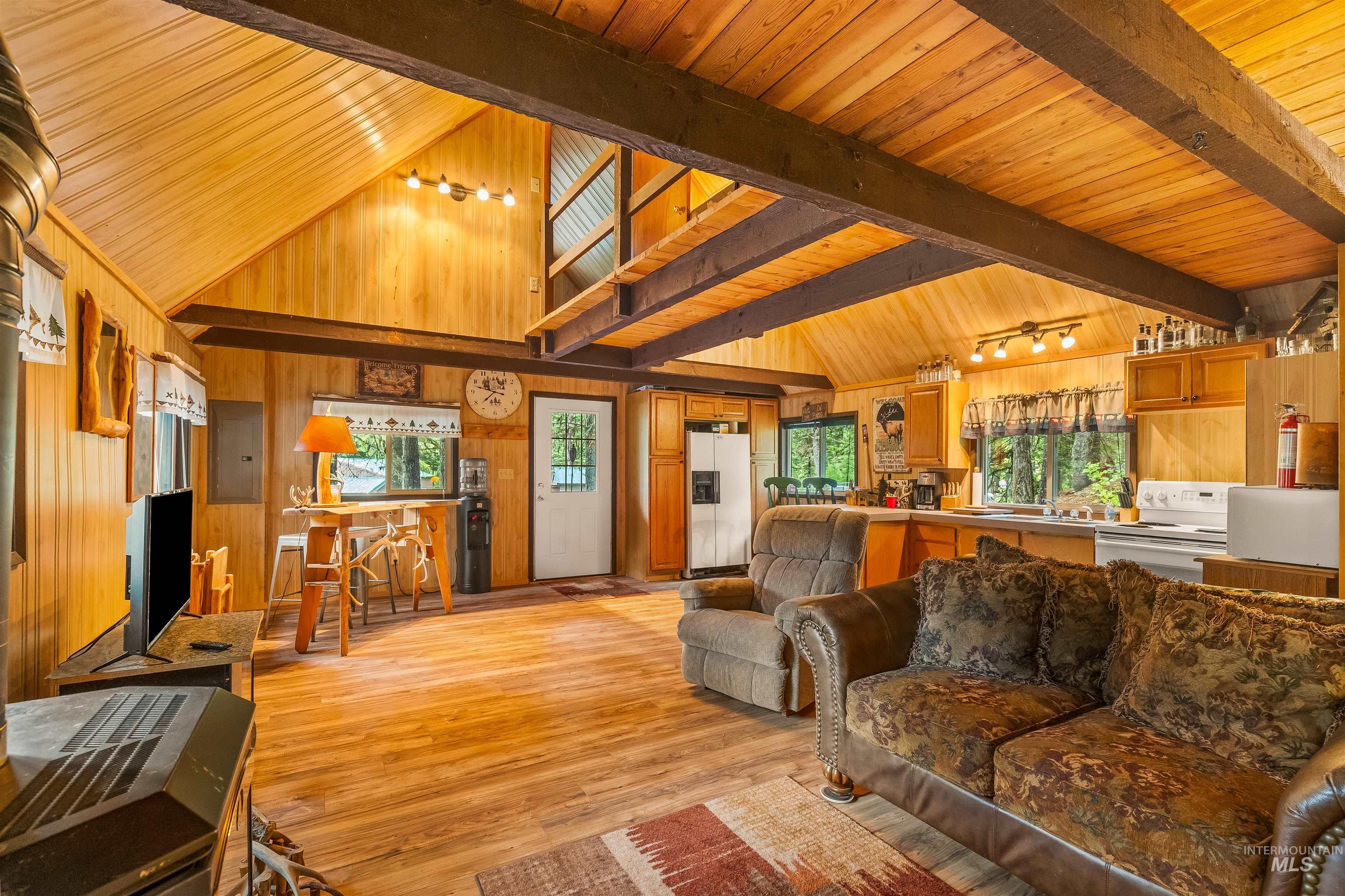43158 Mountain Drive Property Photo 16