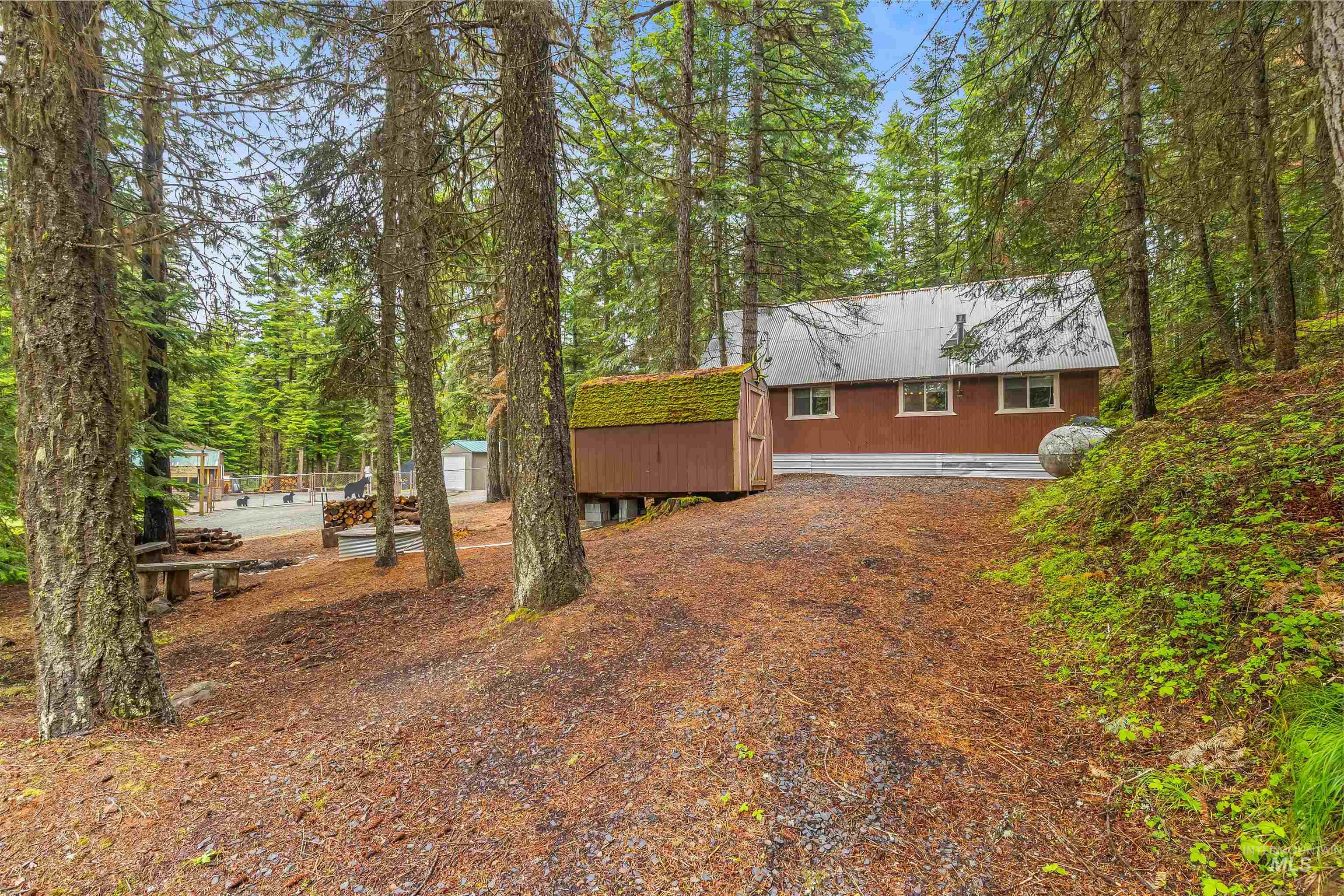 43158 Mountain Drive Property Photo 28