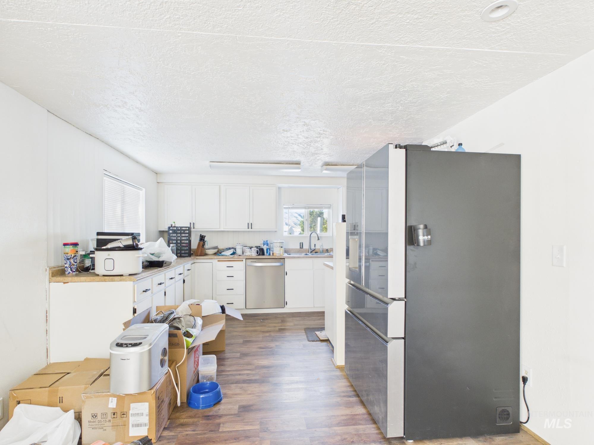 2014 2nd Avenue Property Photo 7