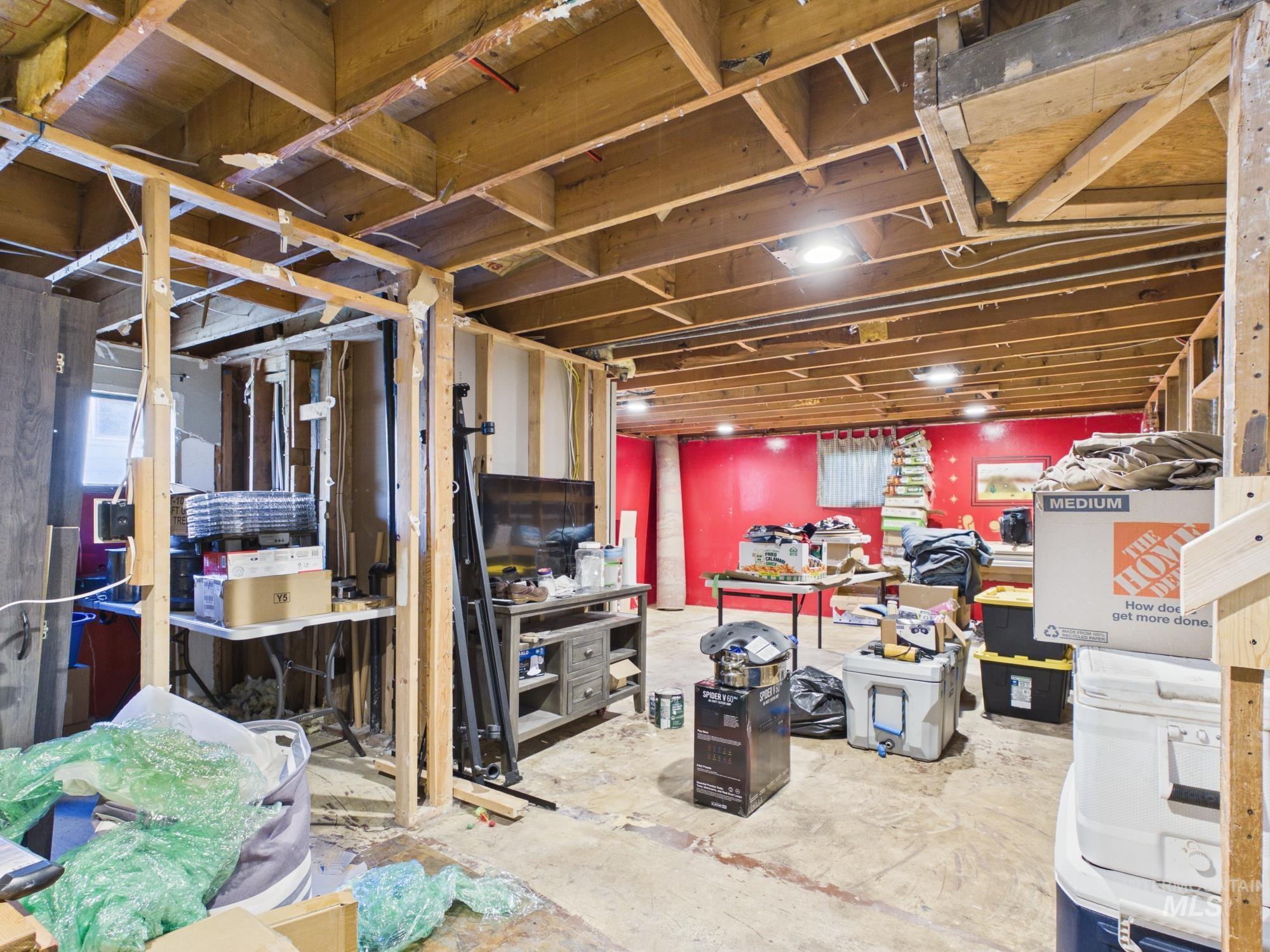 2014 2nd Avenue Property Photo 16