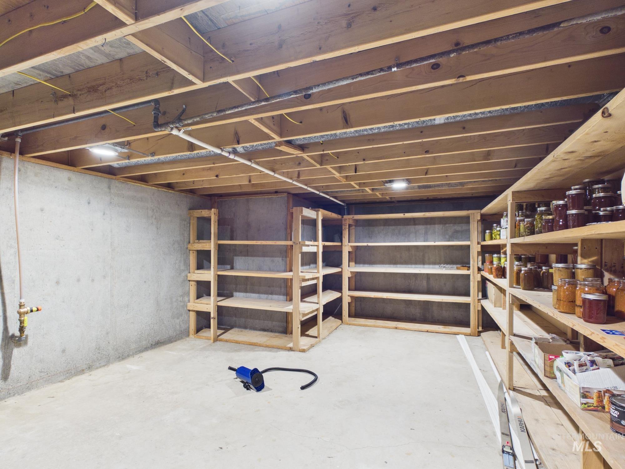 2014 2nd Avenue Property Photo 19