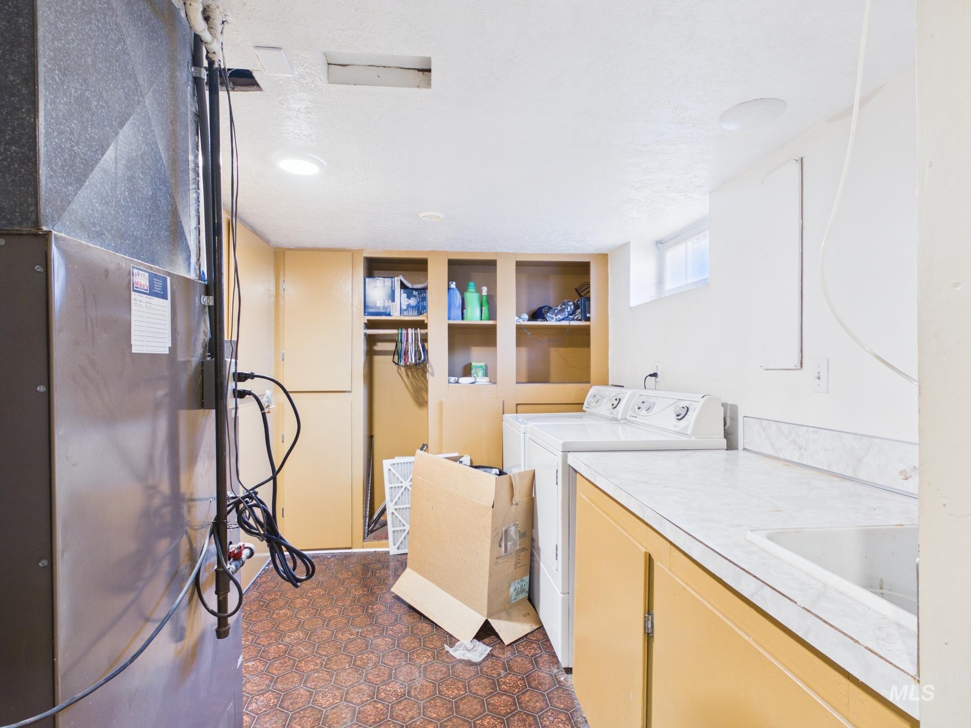 2014 2nd Avenue Property Photo 22