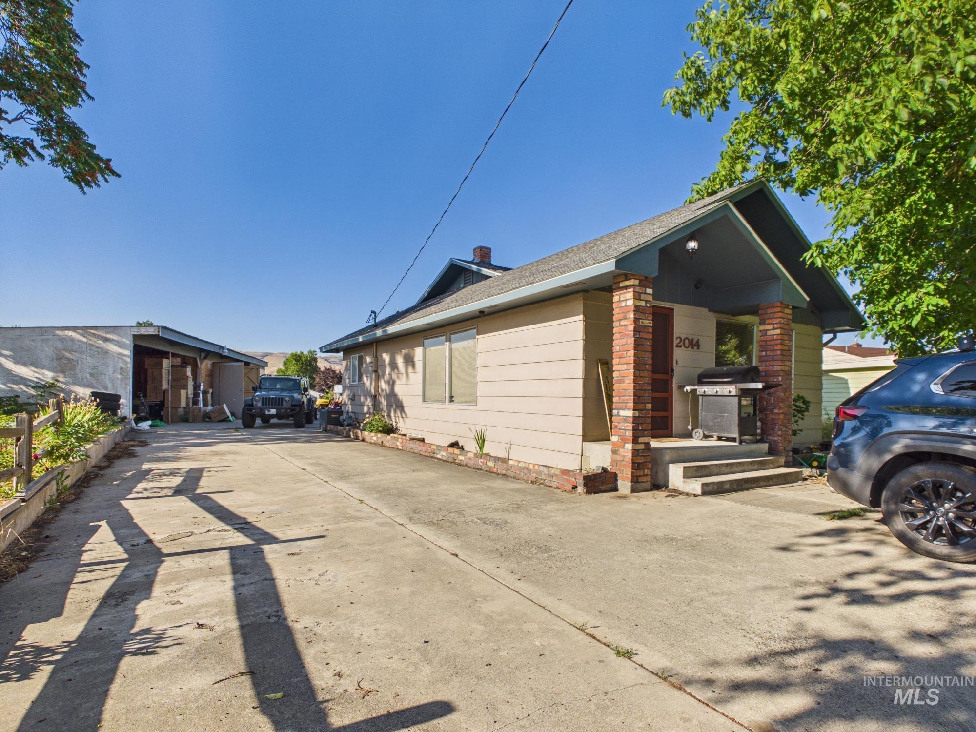 2014 2nd Avenue Property Photo 26
