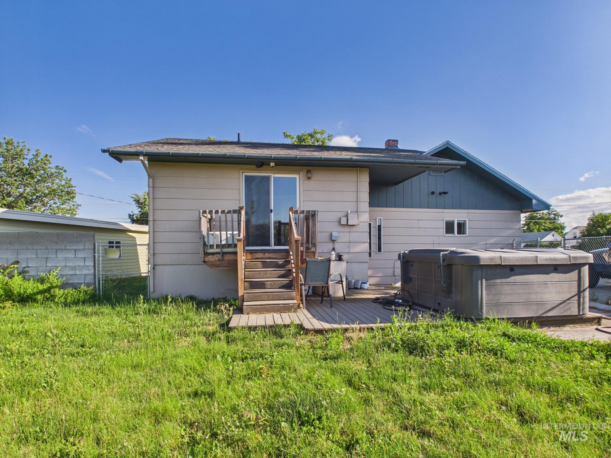 2014 2nd Avenue Property Photo 30