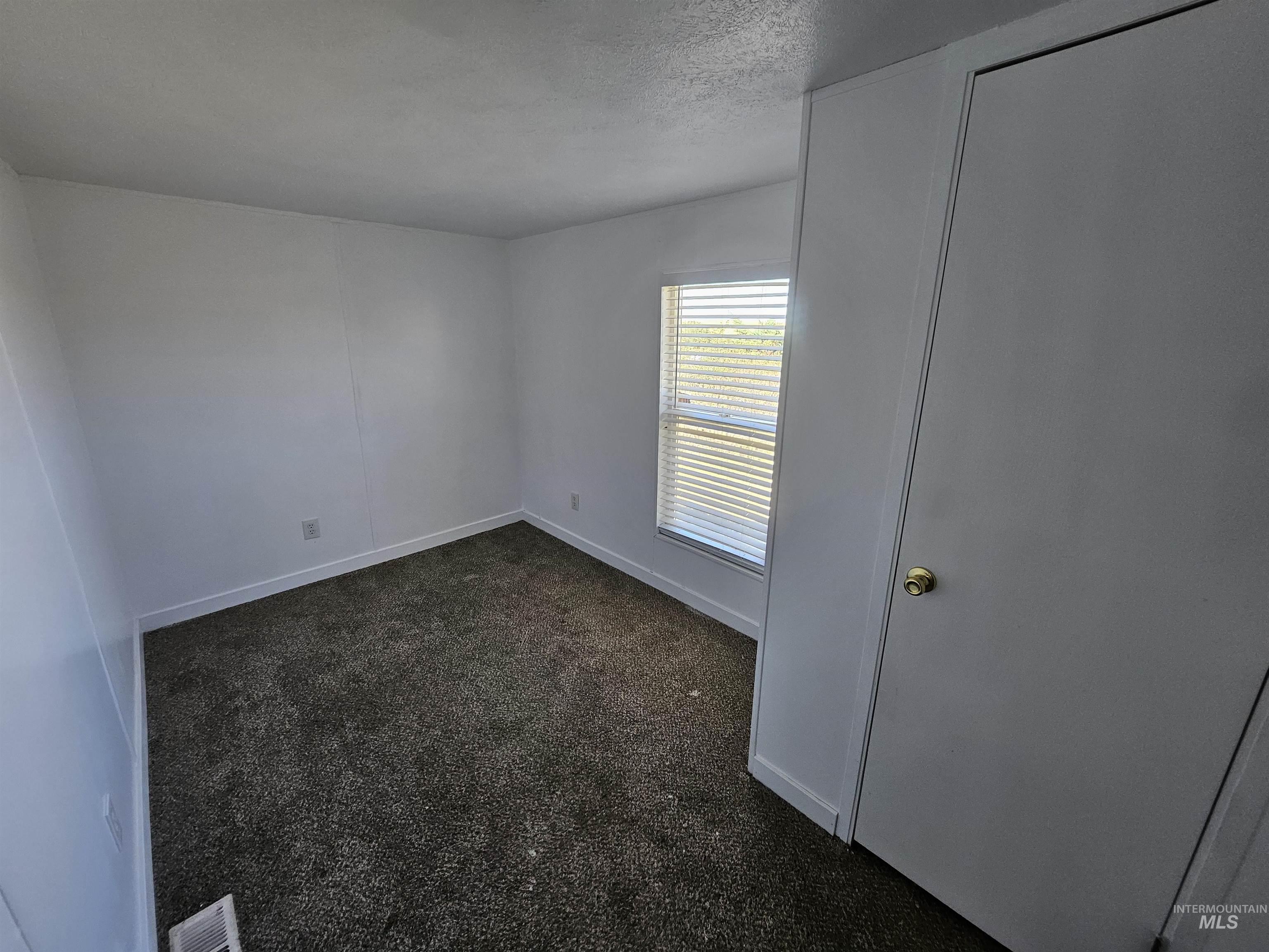 3059 Garden Pl Property Photo 17
