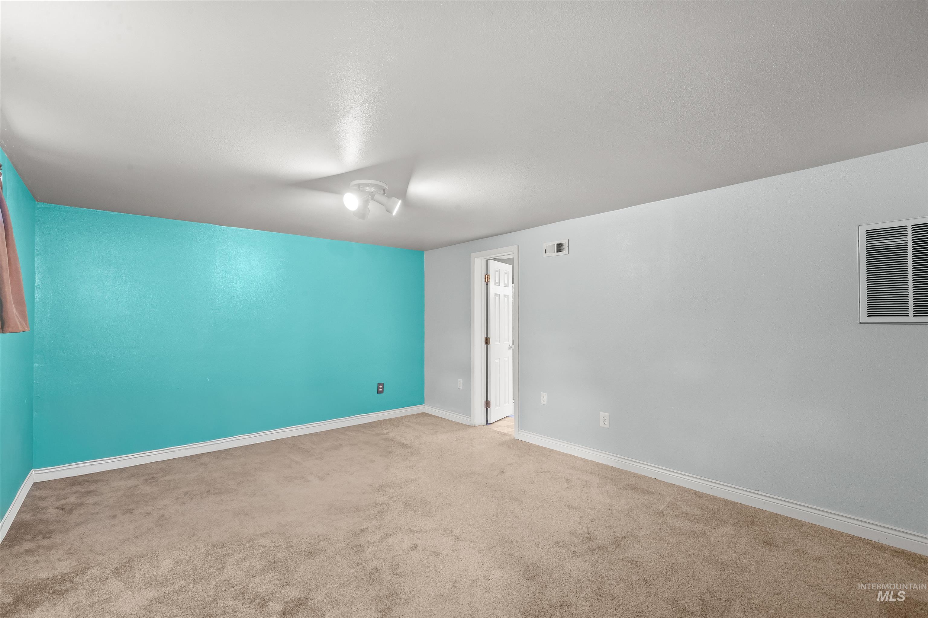 3620 18th Street C Property Photo 18