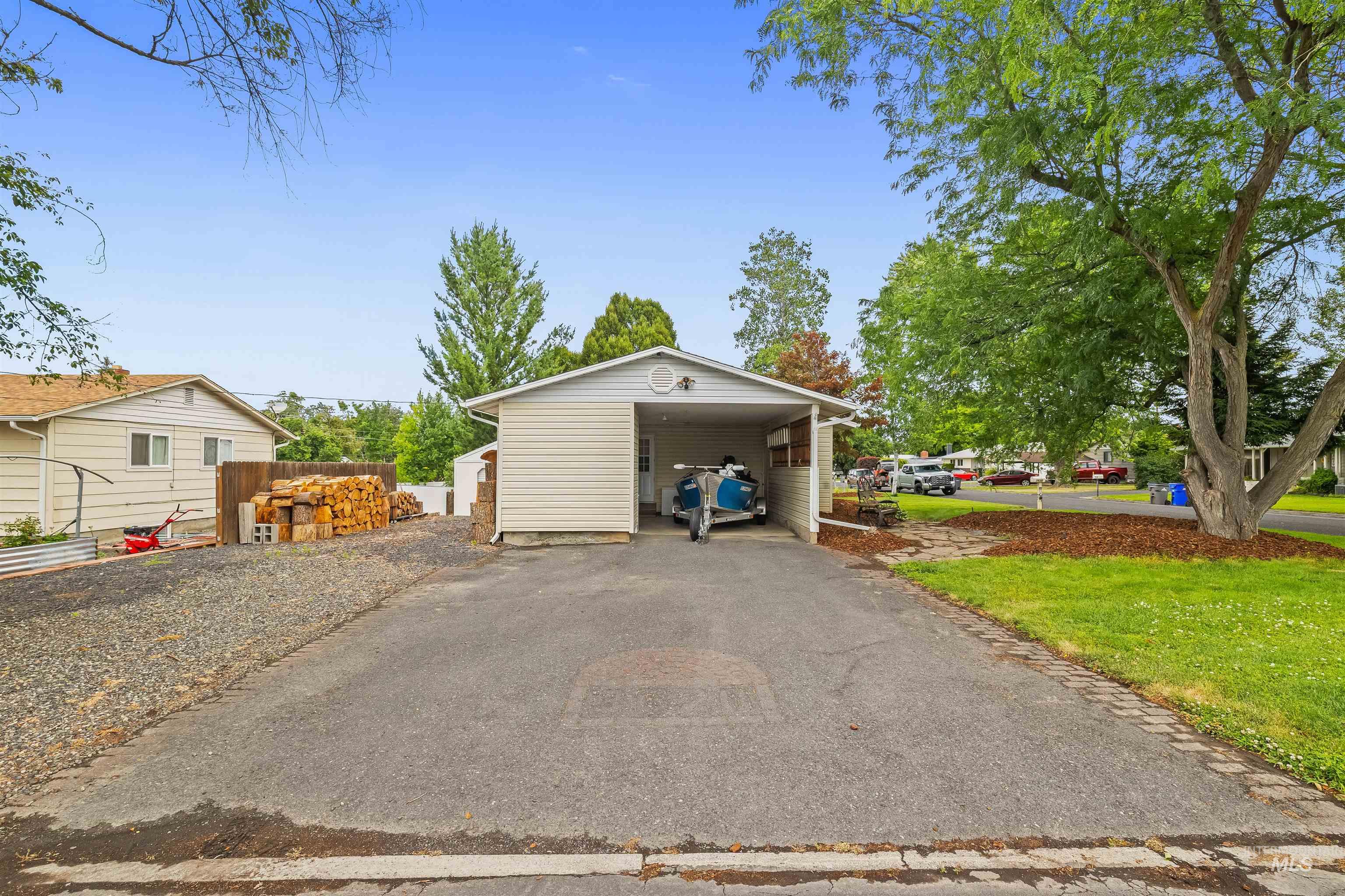 3620 18th Street C Property Photo 29