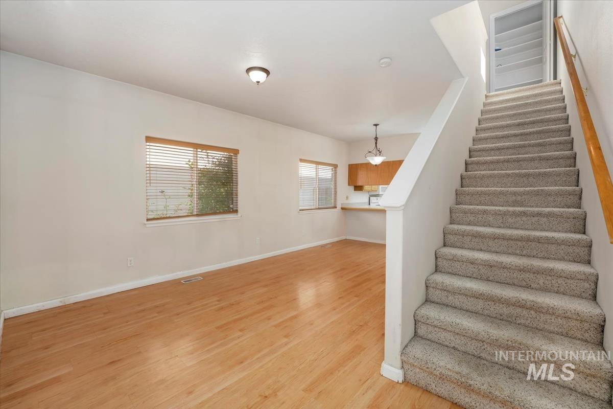11374 W Arch St Property Photo 8