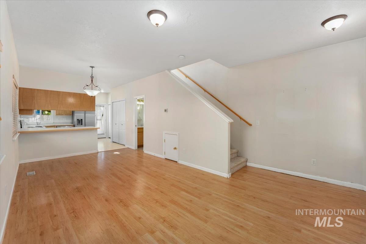 11374 W Arch St Property Photo 9
